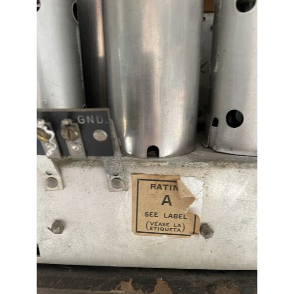 GE Tombstone Radio No. M-51, AM-Shortwave, 1934-1935, 15"W x 17"H - Picture 9 of 16